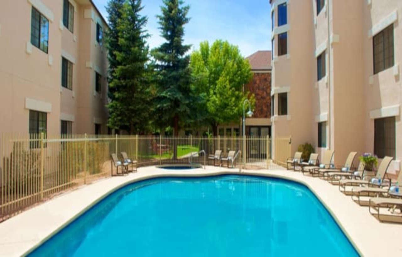 Embassy Suites By Hilton Flagstaff Eksteriør bilde